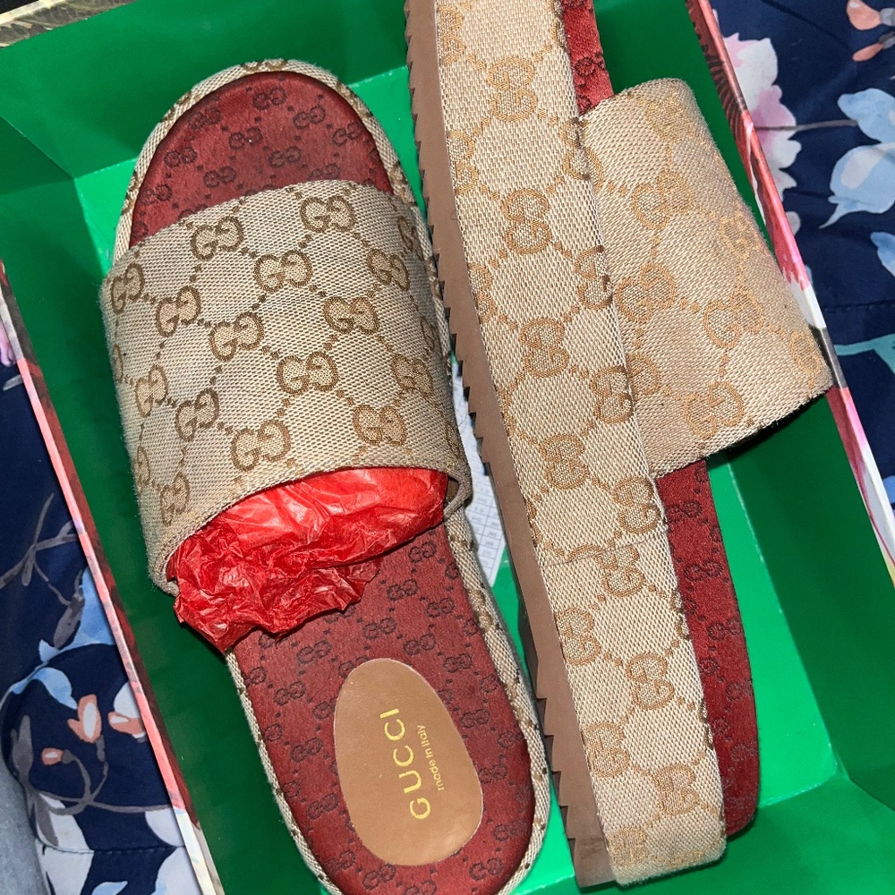 Gucci platform sandles - Picture 1 of 4